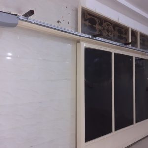 درب اتوماتیک برقی یونی گیت | نصب و فروش درب برقی در اصفهان