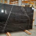 فروش انواع سنگ ساختمانی اسلب و تایل در اصفهان